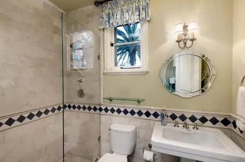 Bath - 1130 Garden Ln, Montecito, CA 93108 photo 8 of 8