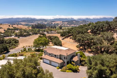 View/Area - 702 Hillside Dr, Solvang, CA 93463 photo 1 of 4