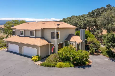 Exterior - 702 Hillside Dr, Solvang, CA 93463 photo 6 of 6