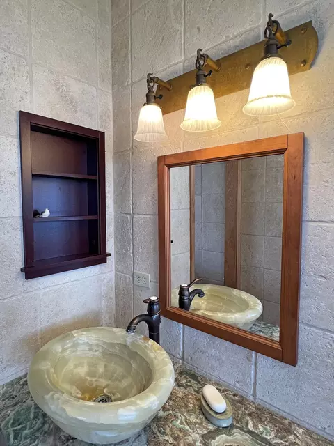 Bath - 3300 Catalina Rd, Lompoc, CA 93436 photo 2 of 11