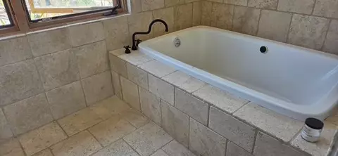 Bath - 3300 Catalina Rd, Lompoc, CA 93436 photo 6 of 10