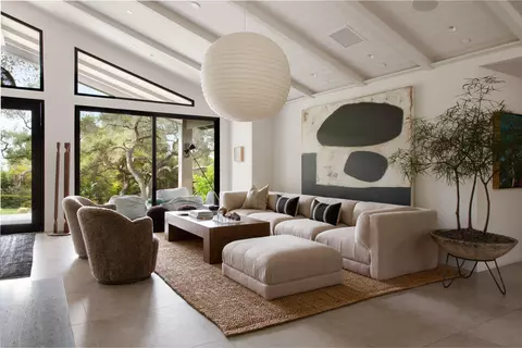 Living - 790 Rockbridge Rd, Montecito, CA 93108 photo 2 of 5