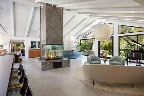 Living - 790 Rockbridge Rd, Montecito, CA 93108 photo 2 of 5