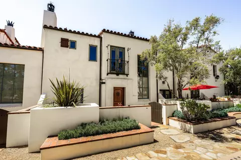 1011 Rinconada Rd #B, Santa Barbara, CA 93101