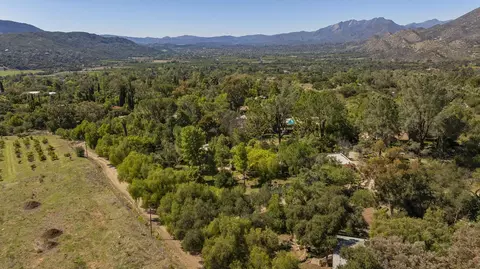 1320 Mcandrew Rd, Ojai, CA 93023
