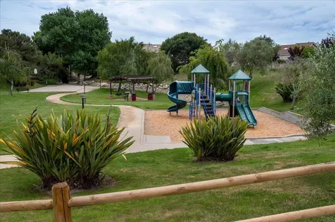 521 Brookside Dr, Lompoc, CA 93436 photo 40