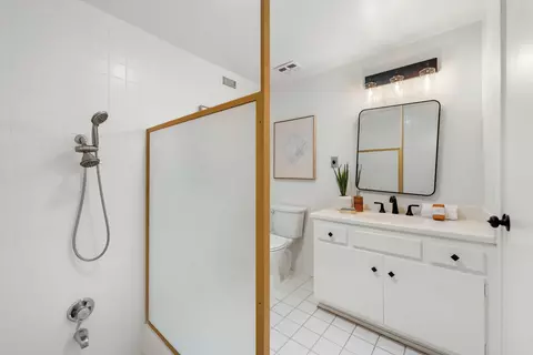 Bath - 7286 Georgetown Rd, Goleta, CA 93117 photo 1 of 2