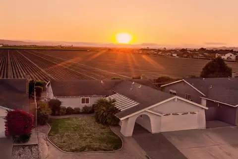 View/Area - 901 N Z St, Lompoc, CA 93436 photo 2 of 2