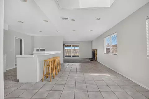 Living - 901 N Z St, Lompoc, CA 93436 photo 8 of 9