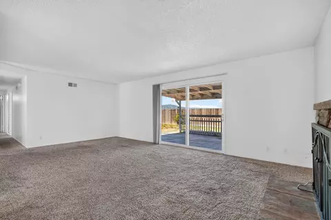 Living - 901 N Z St, Lompoc, CA 93436 photo 1 of 9