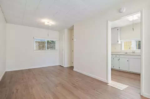 Living - 4633 9th St, Carpinteria, CA 93013 photo 7 of 8