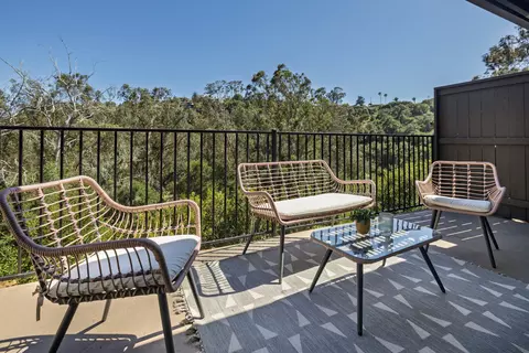 977 Miramonte Dr #1, Santa Barbara, CA 93109