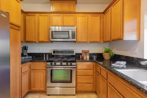 Kitchen - 735 Garonne St, Oxnard, CA 93036 photo 2 of 3