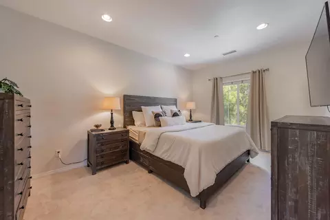 Bedroom - 735 Garonne St, Oxnard, CA 93036 photo 1 of 4