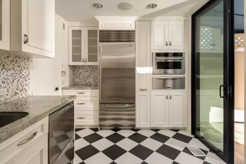 Kitchen - 526 San Ysidro Rd # A, Montecito, CA 93108 photo 2 of 2