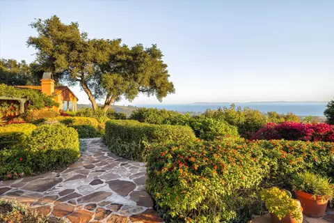 Exterior - 7357 Shepard Mesa Rd, Carpinteria, CA 93013 photo 5 of 13