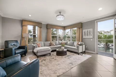 1506 Seabridge Ln, Oxnard, CA 93035