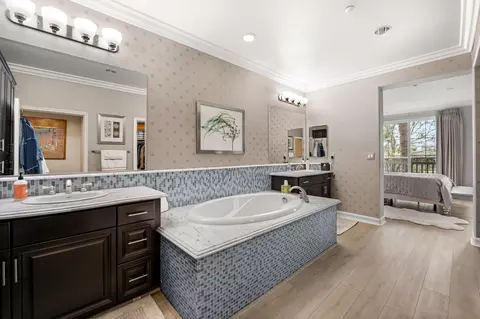 Bath - 1506 Seabridge Ln, Oxnard, CA 93035 photo 2 of 2