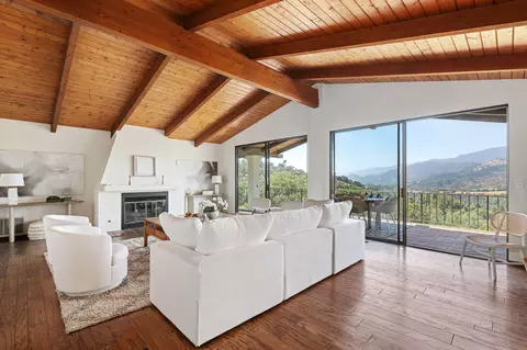 Living - 1663 Shepard Mesa Ln, Carpinteria, CA 93013 photo 1 of 6