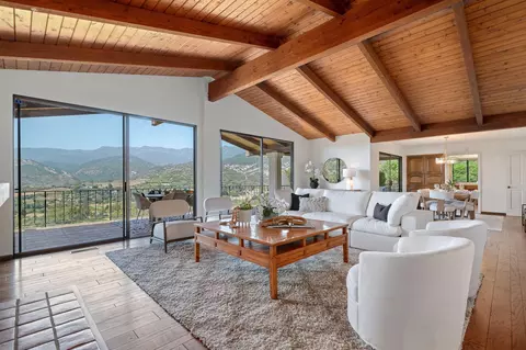 Living - 1663 Shepard Mesa Ln, Carpinteria, CA 93013 photo 2 of 6