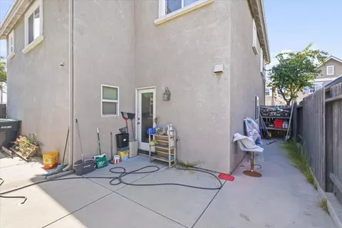Exterior - 1426 Plum Ave, Lompoc, CA 93436 photo 3 of 5