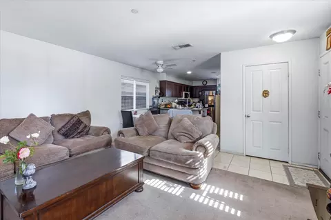 Entry Way - 1426 Plum Ave, Lompoc, CA 93436 photo 1 of 4