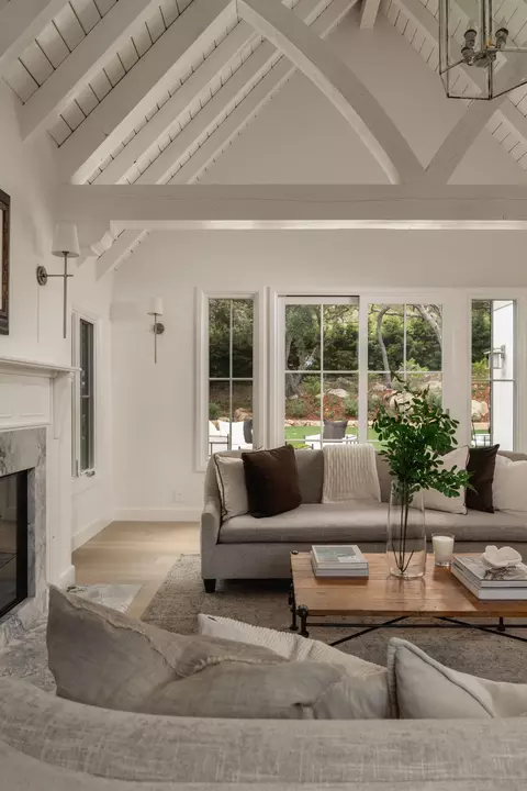 Living - 850 Rockbridge Rd, Montecito, CA 93108 photo 2 of 4