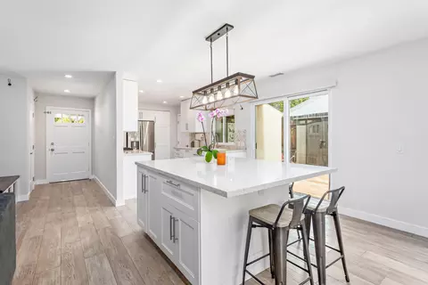 444 Rosario Dr, Santa Barbara, CA 93110
