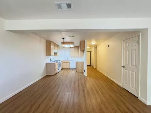 Living - 175 Village Circle Dr, Lompoc, CA 93436 photo 4 of 4