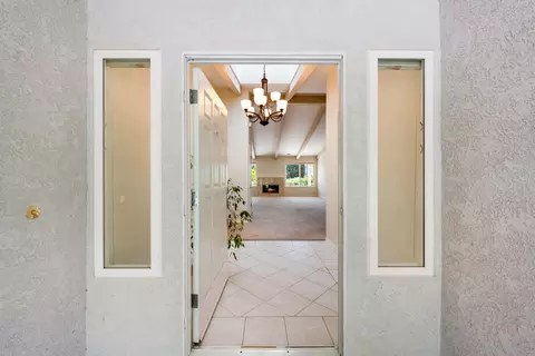 Entry Way - 628 Hillside Dr, Solvang, CA 93463 photo 1 of 2