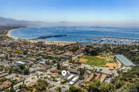 423 W Montecito St #D, Santa Barbara, CA 93101