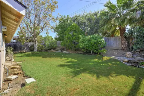 Exterior - 252 Coronado Dr, Goleta, CA 93117 photo 2 of 6