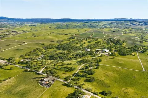 View/Area - 6685 El Pomar Dr, Templeton, CA 93465 photo 9 of 9