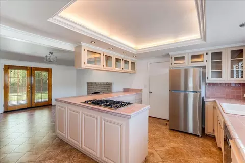 Kitchen - 2198 Creekside Dr, Solvang, CA 93463 photo 3 of 6