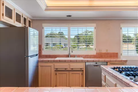 Kitchen - 2198 Creekside Dr, Solvang, CA 93463 photo 1 of 6