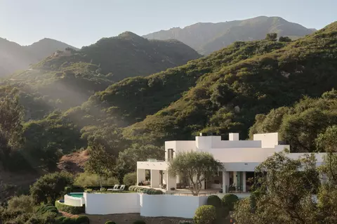 Exterior - 1130 E Mountain Dr, Montecito, CA 93108 photo 1 of 6
