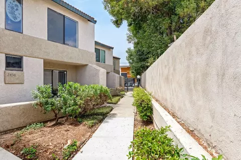 Exterior - 2454 Manzanita Dr, Oxnard, CA 93033 photo 10 of 13