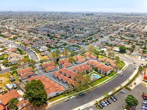 View/Area - 2454 Manzanita Dr, Oxnard, CA 93033 photo 9 of 9