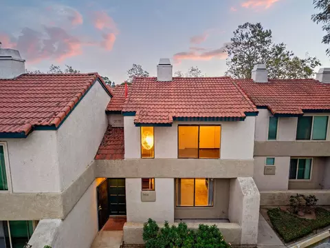 Exterior - 2454 Manzanita Dr, Oxnard, CA 93033 photo 12 of 13