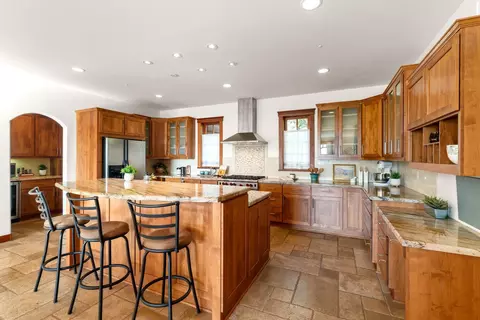 Kitchen - 49 Alto Dr, Oak View, CA 93022 photo 1 of 4