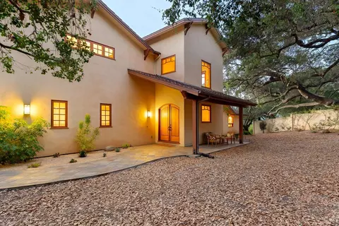 Exterior - 49 Alto Dr, Oak View, CA 93022 photo 10 of 11