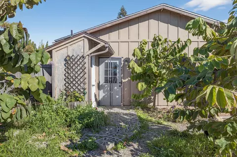 Exterior - 4213 Carpinteria Ave, Carpinteria, CA 93013 photo 3 of 6
