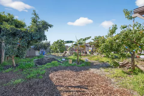 Exterior - 4213 Carpinteria Ave, Carpinteria, CA 93013 photo 4 of 6
