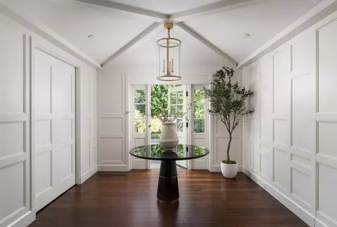 Entry Way - 610 Olive Rd, Montecito, CA 93108 photo 1 of 2