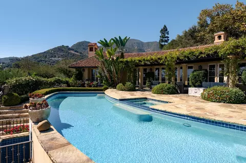 Exterior - 802 W Park Ln, Montecito, CA 93108 photo 2 of 10