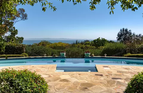 Exterior - 802 W Park Ln, Montecito, CA 93108 photo 3 of 10