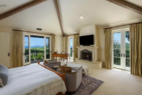 Bedroom - 802 W Park Ln, Montecito, CA 93108 photo 1 of 3