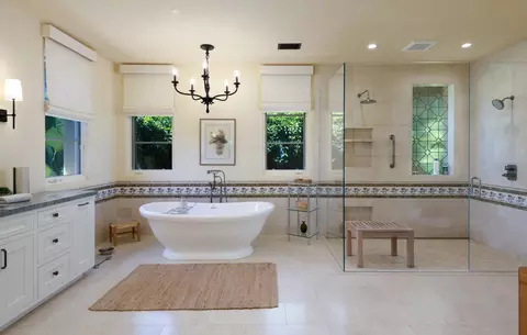 Bath - 802 W Park Ln, Montecito, CA 93108 photo 2 of 6