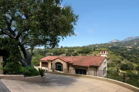219 Conejo Rd, Santa Barbara, CA 93103