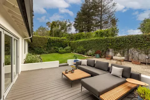 Exterior - 418 Seaview Rd, Montecito, CA 93108 photo 3 of 6